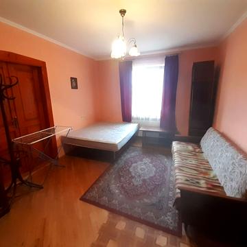 Сніжна вул., 4