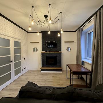 Волошкова вул., 1