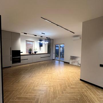 Бориса Лятошинського вул. (1 Травня)