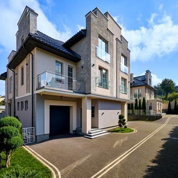 Марка Черемшини вул., 21