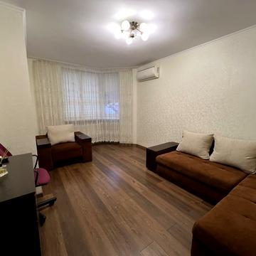 Боголюбова вул., 22