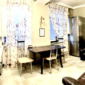 Ніни Строкатої вул. (Буніна), 7