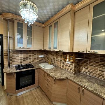 Київська вул., 73