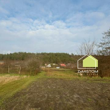 Єдності вул., 12