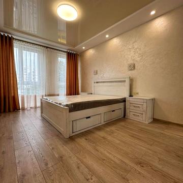 Леоніда Перфецького вул., 6