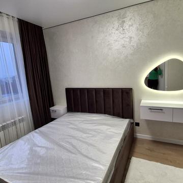 Петра Могили вул., 28