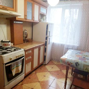 Героїв України просп. (Героїв Сталінграду), 19