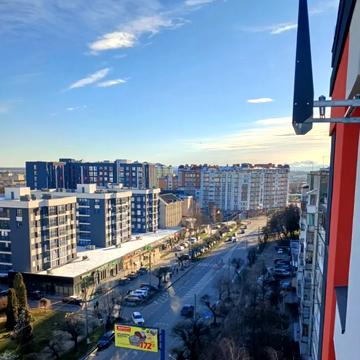 Степана Бандери вул., (Будинок)