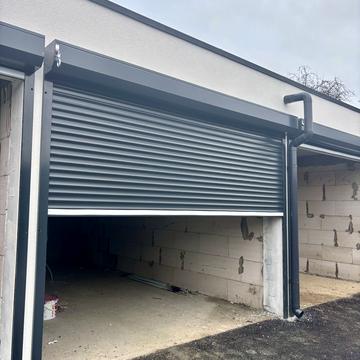 Миколи Сингаївського вул. (Ново-Оскольська), 14