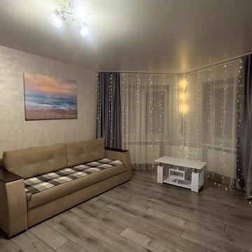 Довженка вул., 24