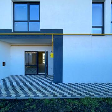 Молодіжна вул., 6Г