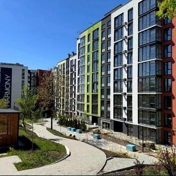 Тернопільська вул., (Будинок)