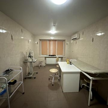 Успенсько Троїцька, 4