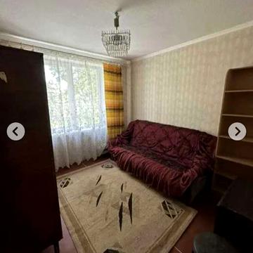 Нескорених вул. (Героїв Праці), 12