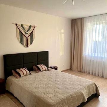 Жасминова вул., 11