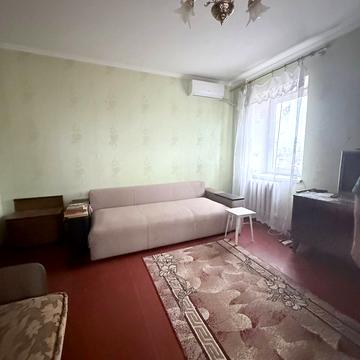 Євгена Чикаленка вул., 56/1