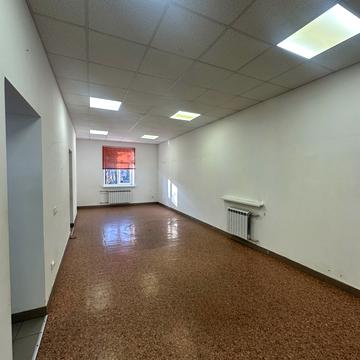 Київська вул., 68