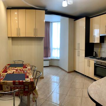 Задворецька вул., 1а