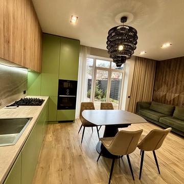 Івана Карпенка-Карого вул. (Некрасова), 8-Ж