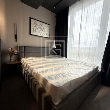 Джерельна вул., 10