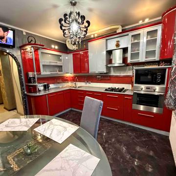 Джорджа Вашингтона вул. (Батальна), 4д