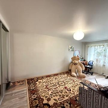 Осіння вул., 17