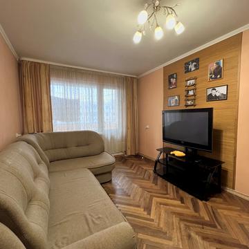 Наукова вул., 30