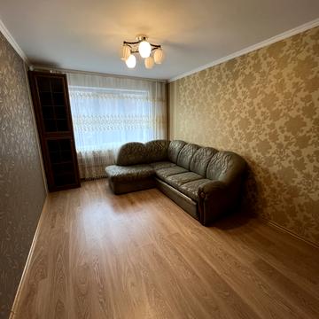 Лялі Ратушної вул., 79