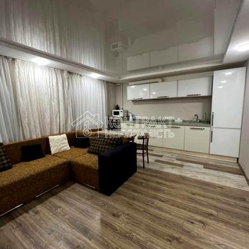 Старицького вул., 16