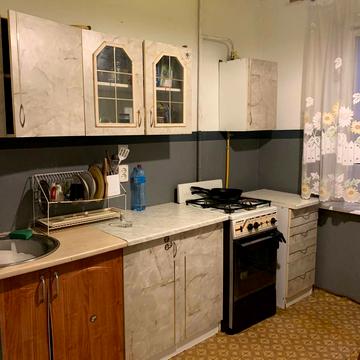 Володимира Вернадського вул., 14