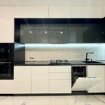 Кирила Студинського вул., 10