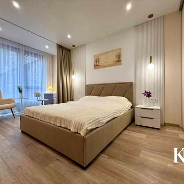 Набережна Перемоги вул., (Будинок 1)