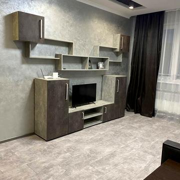 Володимира Янева вул., 27