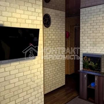 Солдатська вул., 33