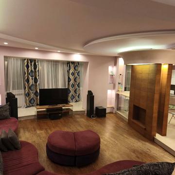 Шевченка пл., 4