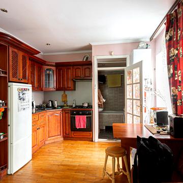 Владислава Веливока вул., 14