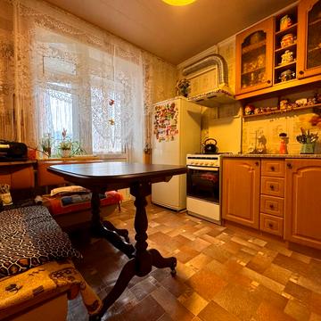 Липова вул., 22