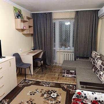 Миколи Хвильового вул., 17