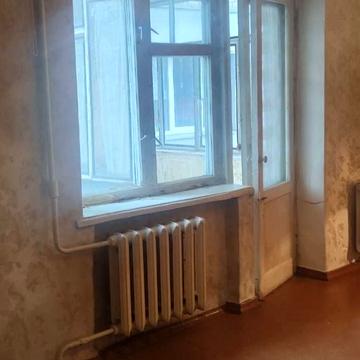 Богдана Хмельницького просп. (Героїв Сталінграда), 4