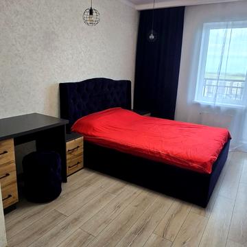 Академіка Сахарова вул., 3-Е