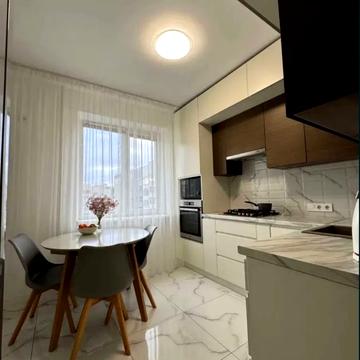 Михайла Драгана вул., 10