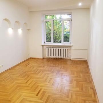 Словянська вул., 2