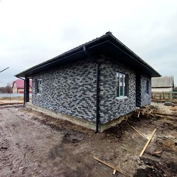 Зоряна вул.