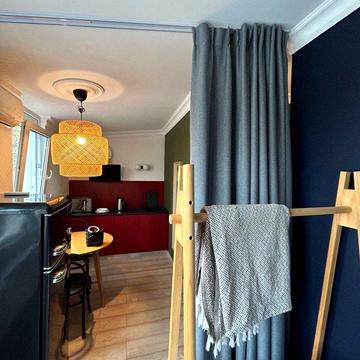 Затишна вул., 1