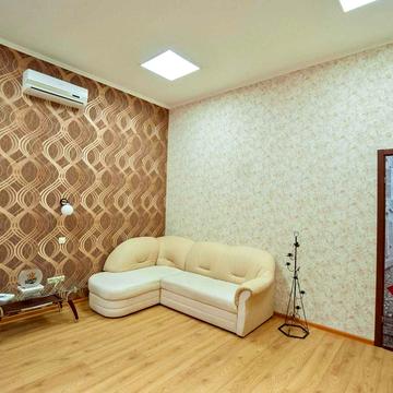 Базарна вул., 40