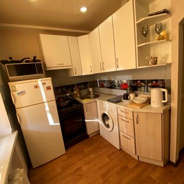 Козача вул., 43