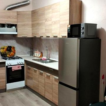 Володимира Великого вул. (Артема), 47