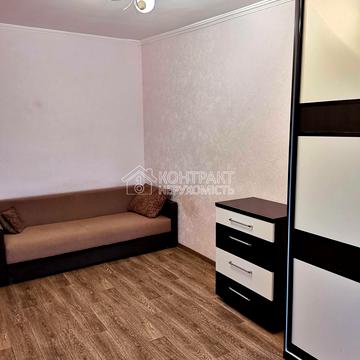 Волонтерська вул. (Соціалістична), 74