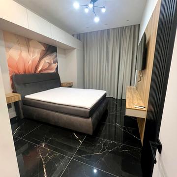 Вячеслава Чорновола просп. (), 16