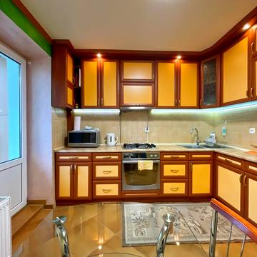 Глинянський Тракт вул., 153а